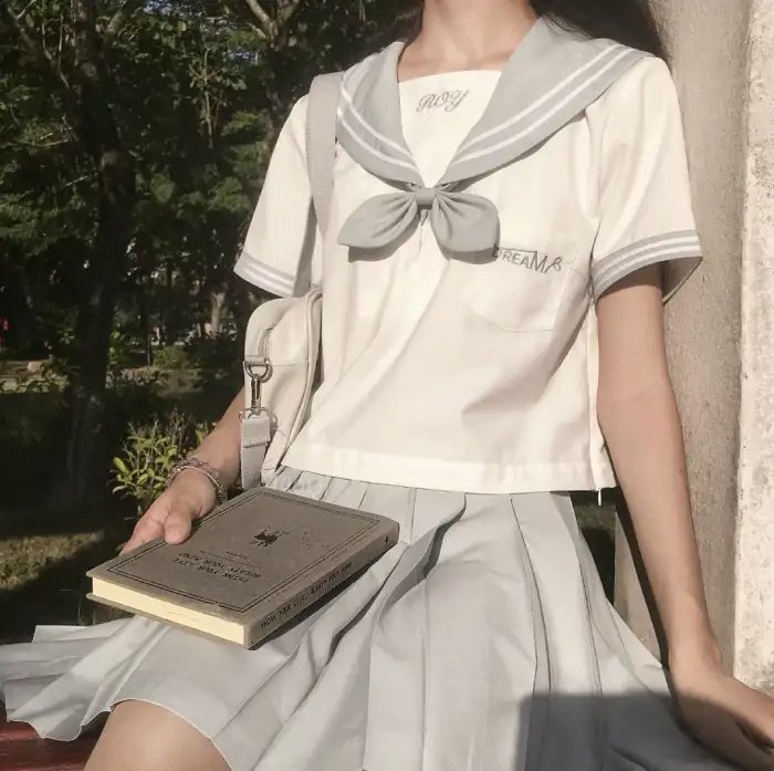 兰闺飞凤