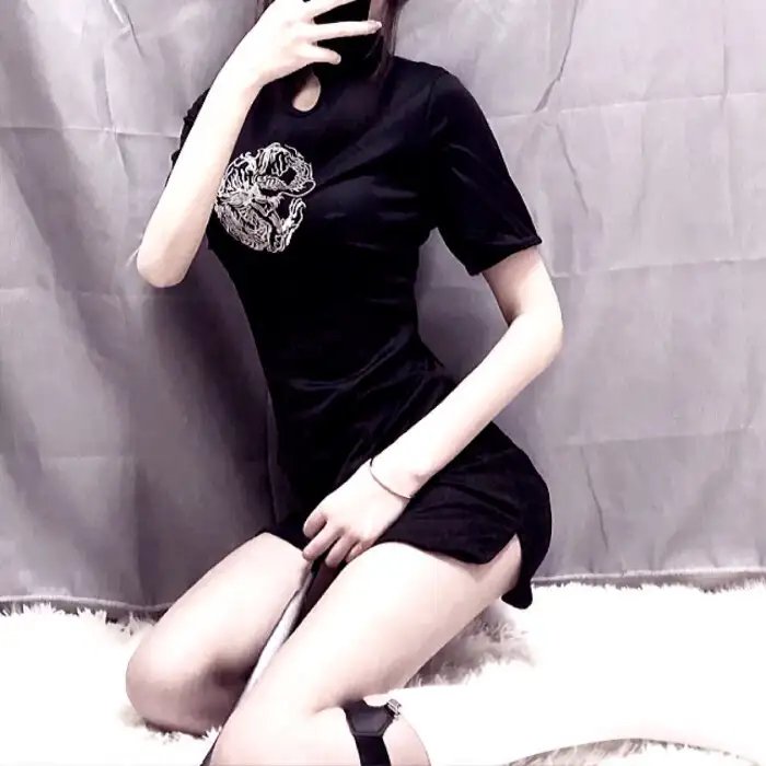 陪她一会儿